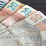 Dinheiro em cédulas