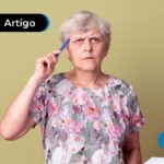 idosa com caneta na mão