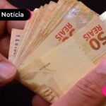 Notas de cinquenta reais