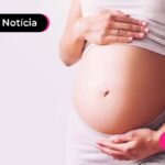 Imagem de pessoa grávida com a mão na barriga