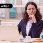 Mulher pensativo sobre contrato de trabalho temporário