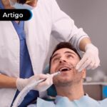 imagem de pessoa em dentista