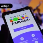 imagem de celular com o aplicativo do bolsa família