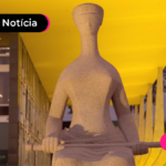 Imagem mostra estatua.