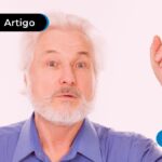 Pessoa de mais idade com olha de surpreso