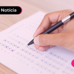 Pessoa fazendo concurso público em MG.