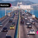 imagem de carros em rodovia