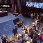 imagem de deputados discutindo a pl dos concursos