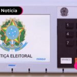 Urna eletrônica com contagem de 13 dias para o 1° turno das eleições.