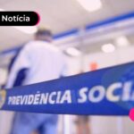 Faixa azul com frase "Previdência social".
