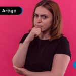 Pessoa com olhar de dúvida