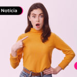 Jovem com expressão de surpresa com a notícia sobre o fim da carência para empréstimo consignado.