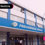 Entrada de prédio da Previdência Social.