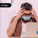 Pessoa com olhar de precupado