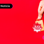 Ilustração com fundo vermelho e sacola com etiqueta de Black Friday.