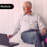 Aposentado olhando calendário de pagamento do INSS do mês de dezembro.