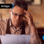 Homem estudando troca de dívida