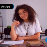 Jovem aprendiz exercendo sua função pesquisa sobro consignado privado