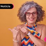 Mulher mais velha feliz
