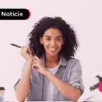 Mulher CLT trabalhando