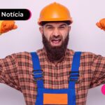 Homem comemorando que governo libera empréstimo para clt