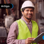 Homem com equipamento de segurança