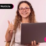 Estudante feliz