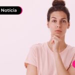 Trabalhadora CLT pensativa sobre encerramento do leilão na CTPS Digital.