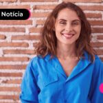 Mulher sorridente