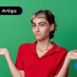 Mulher com expressão de duvida