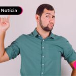 Pessoa com expressão de duvida.