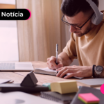 Homem estudando