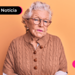 Pessoa idosa com expressão pensativa.