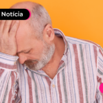 Homem idoso chateado