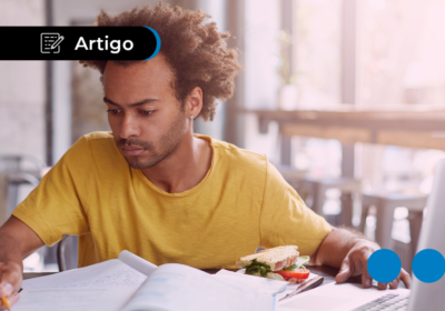 Qual lei que ampara o estudante universitário que trabalha​?