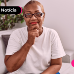 Pessoa idosa com expressão de dúvida.