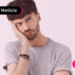 Pessoa com expressão chateada.