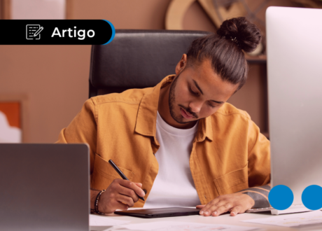 Trabalhar e estudar​ é possível? Dicas para conciliar