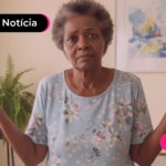 Senhora desconbrindo que Beneficiários podem aderir ao acordo do INSS até março de 2026