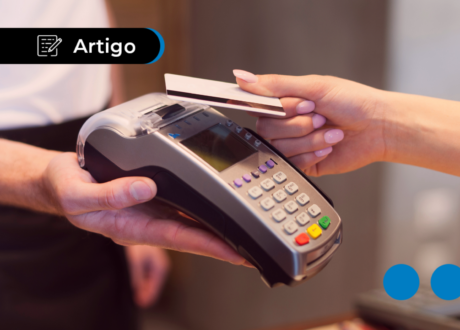 O que é e como funciona o acréscimo na maquininha de cartão?