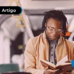 Trabalhador em transporte público.