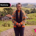 Idosa do Rio Grande do Sul feliz com antecipação do décimo terceiro do INSS.