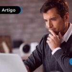 Pessoa contratando consignado CLT.