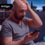 Pessoa mudando conta salário com consignado CLT.