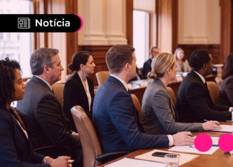 PEC da 6x1 adia relatório por impasse sobre transição de 44h para 40h