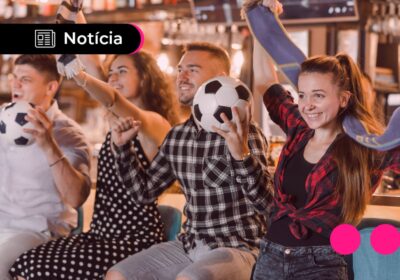 Ausência no trabalho para ver jogo do Brasil sem o chefe saber gera demissão? Entenda