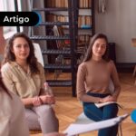 pessoas fazendo curso de psicanalise gratuito.