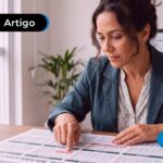 Mulher analisando calendário fiscal.