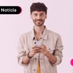 Homem vendo o valor do bolsa família por pessoa.