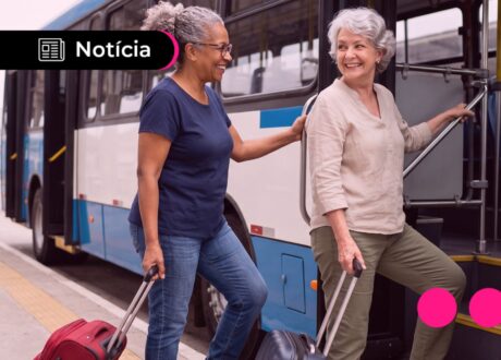 Carteira de idoso para viajar pode garantir passagem grátis ou desconto no Natal; confira